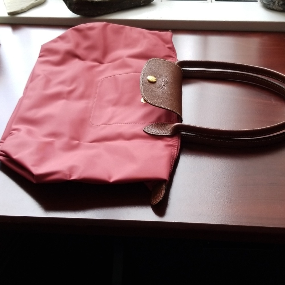 Longchamp medium tote